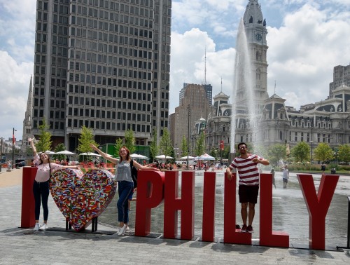 Students traveling around the USA